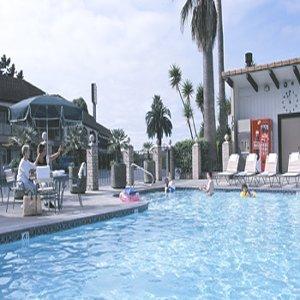 Laurel & Conference Center Hotel Salinas