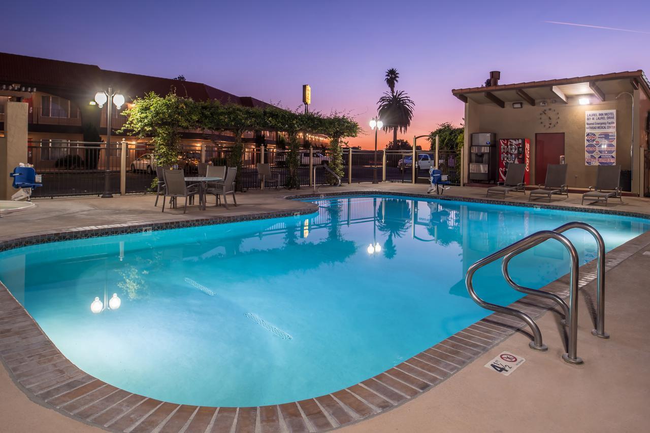 Laurel & Conference Center Hotel Salinas