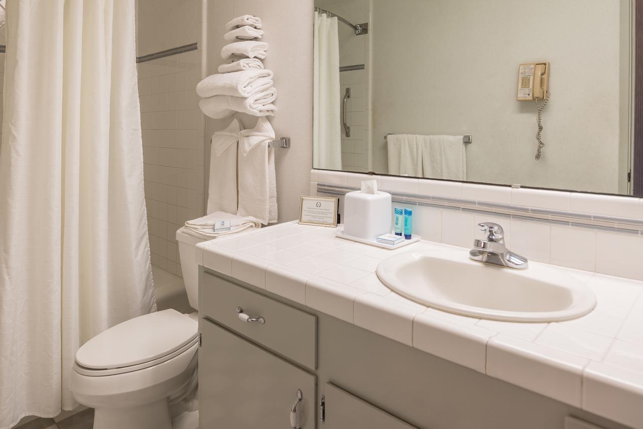 Laurel & Conference Center Hotel 3*