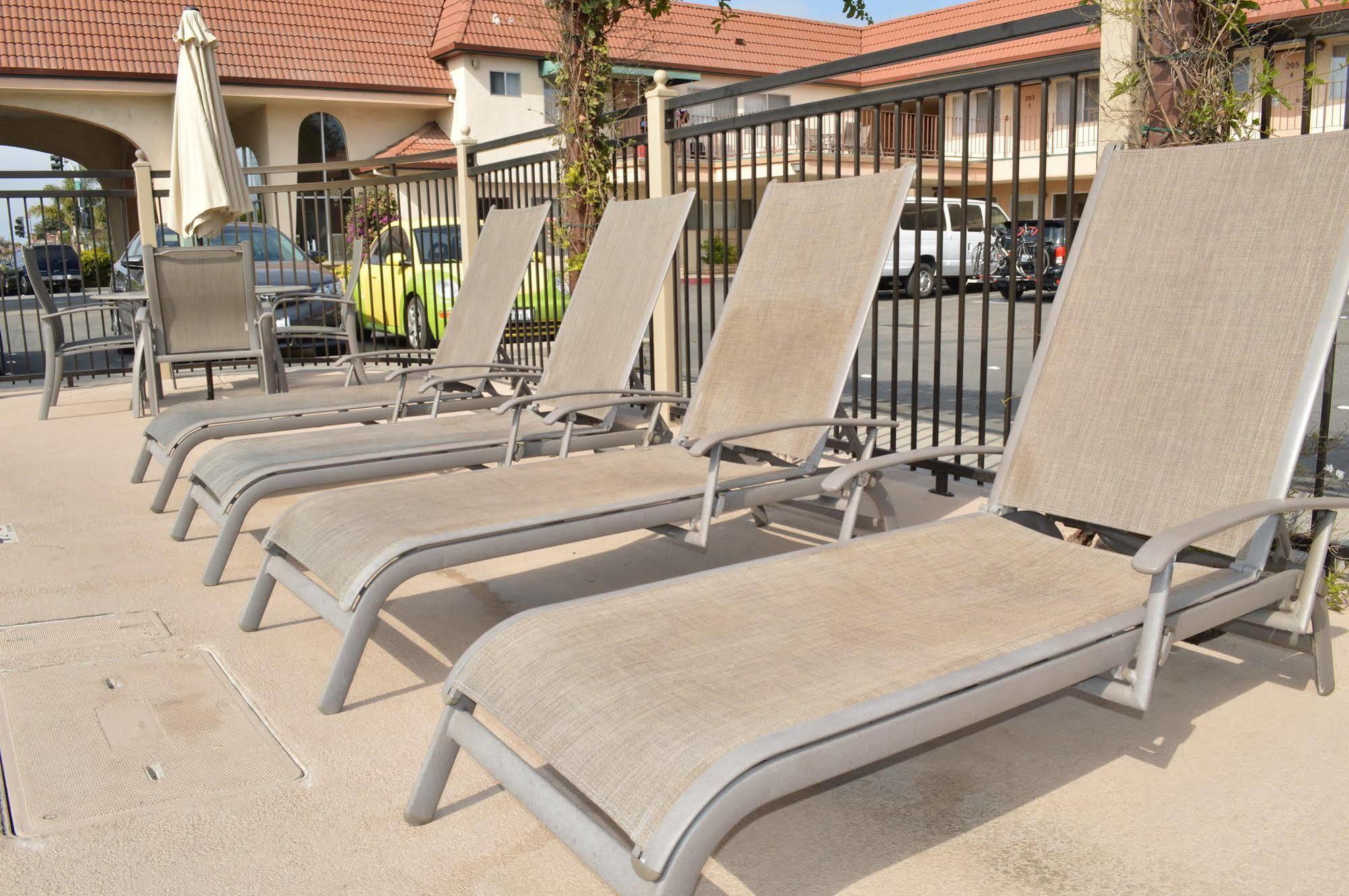 Laurel & Conference Center 3* Salinas