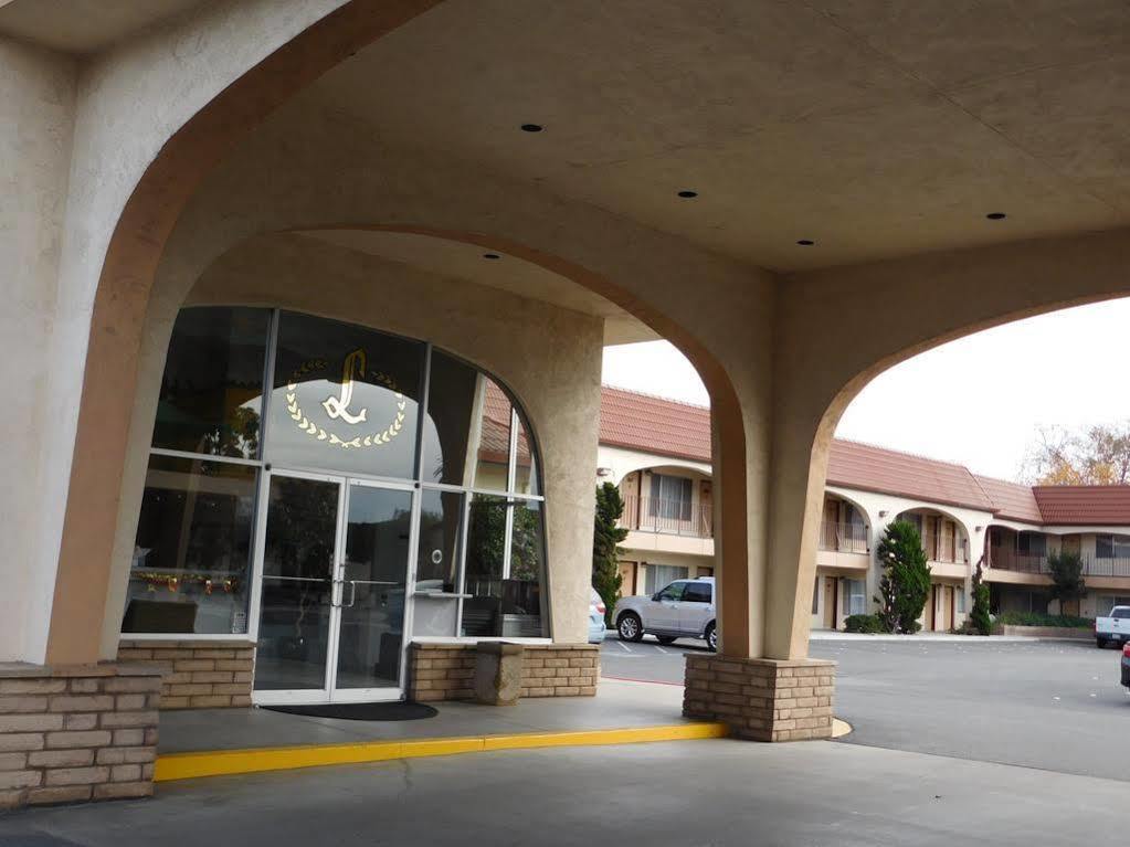 Laurel & Conference Center